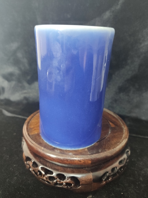 古玩陶瓷祭藍釉筆筒拍賣，當前價格11800元