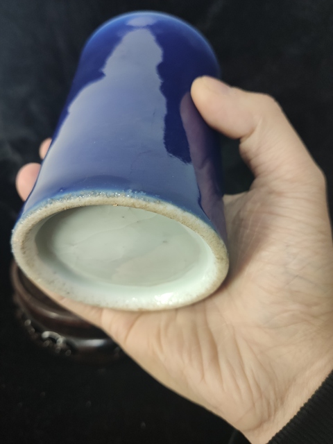 古玩陶瓷祭藍釉筆筒拍賣，當前價格11800元