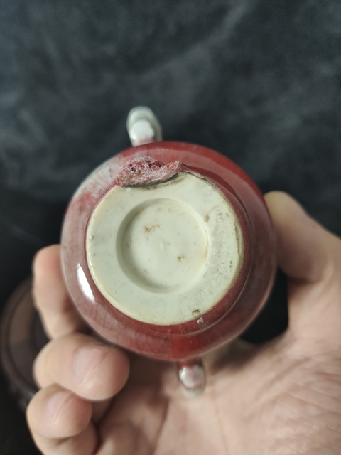 古玩陶瓷紅釉雙耳杯拍賣(mài)，當(dāng)前價(jià)格10000元