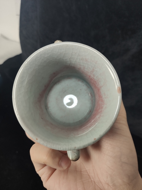 古玩陶瓷紅釉雙耳杯拍賣(mài)，當(dāng)前價(jià)格10000元