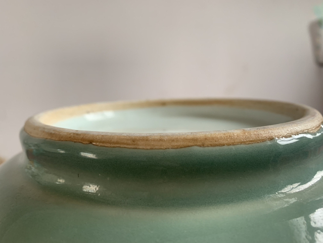 古玩陶瓷豆青釉撇口碗拍賣，當(dāng)前價(jià)格14800元
