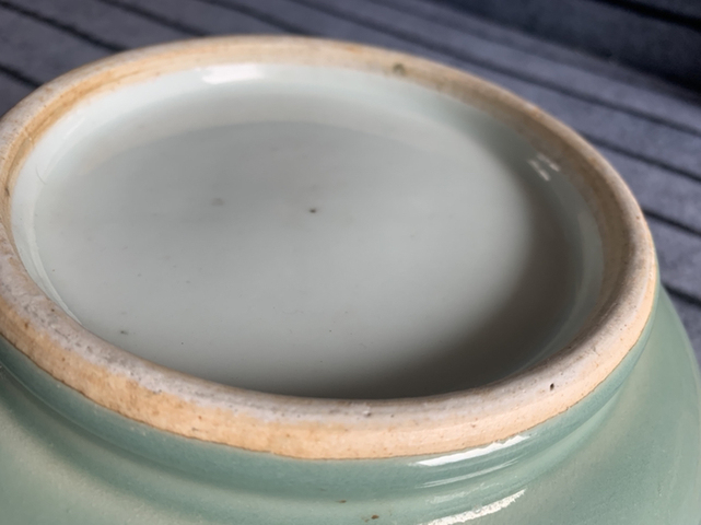 古玩陶瓷豆青釉撇口碗拍賣，當(dāng)前價(jià)格14800元