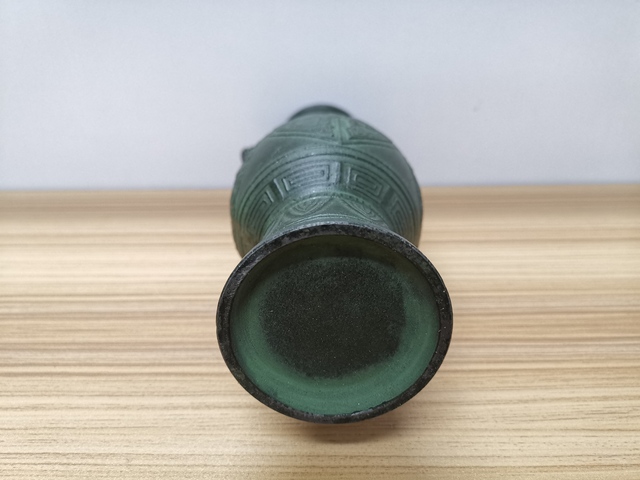 古玩陶瓷獸耳瓶拍賣，當前價格1元