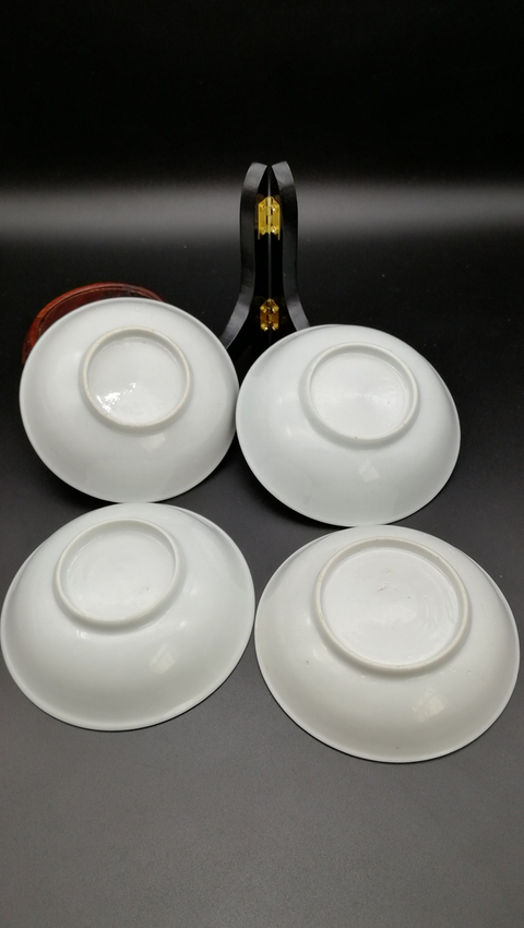 古玩陶瓷紅地粉彩萬壽無疆盤拍賣，當(dāng)前價(jià)格2999元