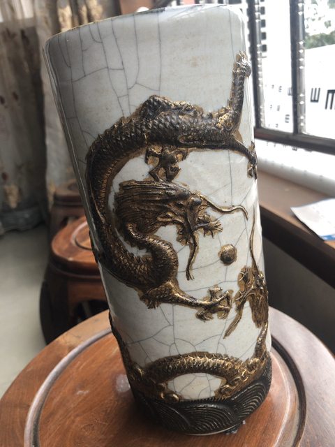 古玩陶瓷哥釉***海水描金雙龍戲珠紋帽筒拍賣，當前價格8000元