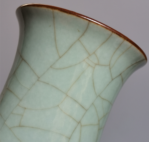 古玩陶瓷哥釉瓶拍賣，當前價格14800元