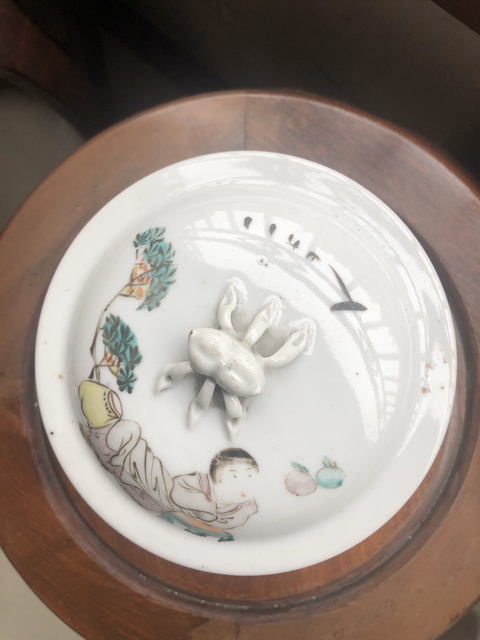 古玩陶瓷淺絳彩粥罐拍賣，當(dāng)前價(jià)格7000元