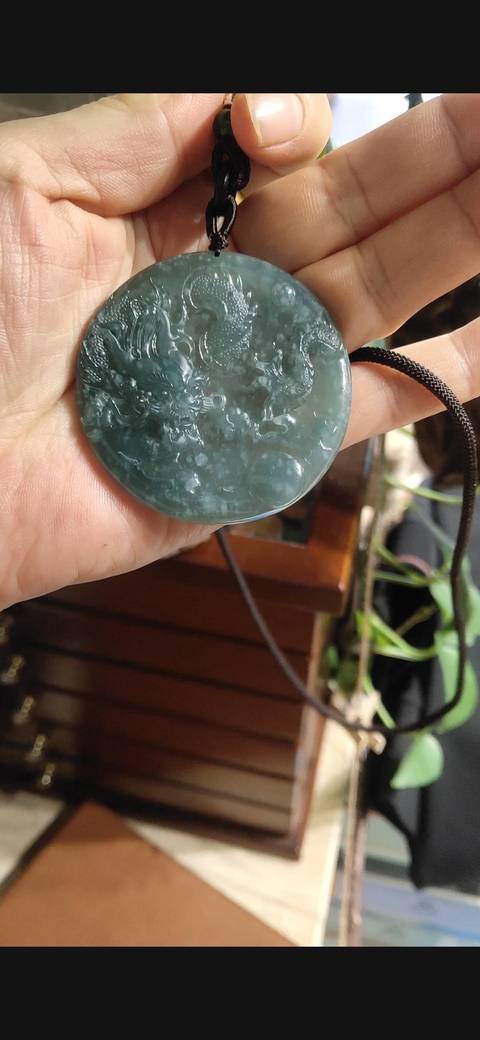 古玩玉器龍牌子拍賣，當前價格6800元