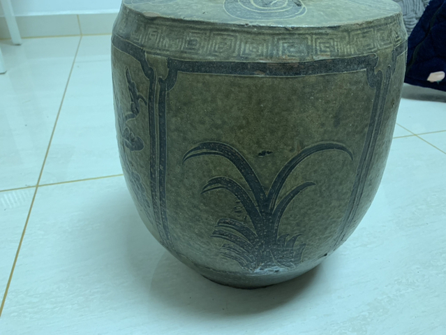 古玩陶瓷黃釉刻花罐拍賣，當(dāng)前價格5800元