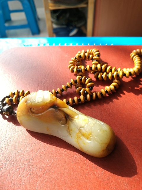 古玩玉器守業墜拍賣，當前價格9800元