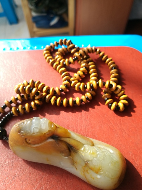 古玩玉器守業墜拍賣，當前價格9800元