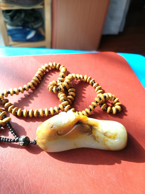 古玩玉器守業墜拍賣，當前價格9800元