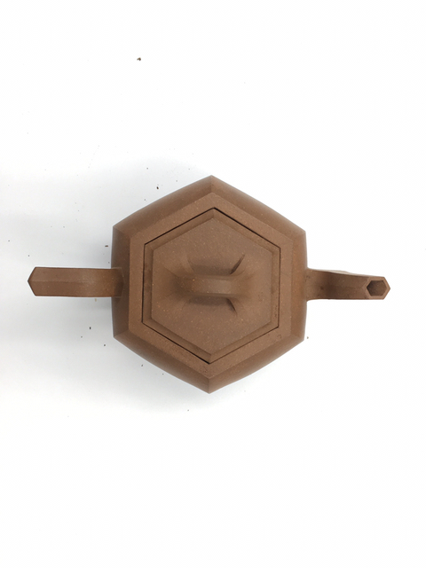 古玩陶瓷六楞紫砂壺拍賣，當(dāng)前價(jià)格13800元