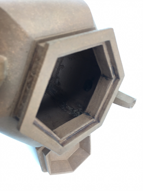 古玩陶瓷六楞紫砂壺拍賣，當(dāng)前價(jià)格13800元