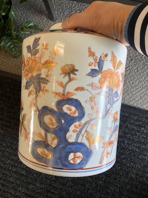 古玩陶瓷青花礬紅罐拍賣，當前價格4000元