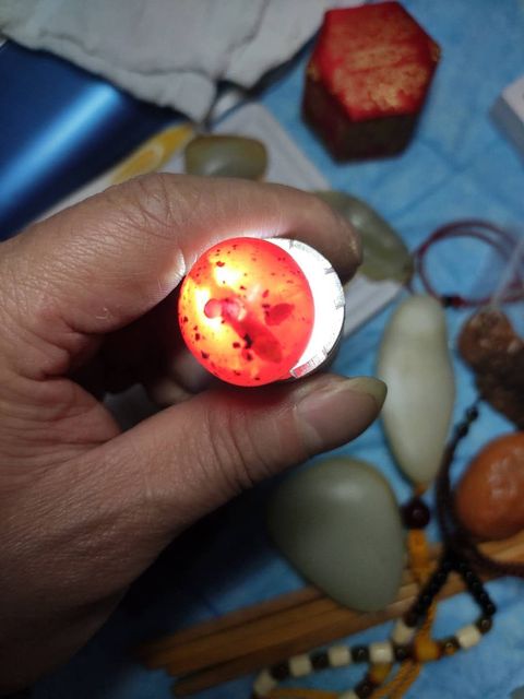 古玩玉器琥珀珠子拍賣，當前價格7000元