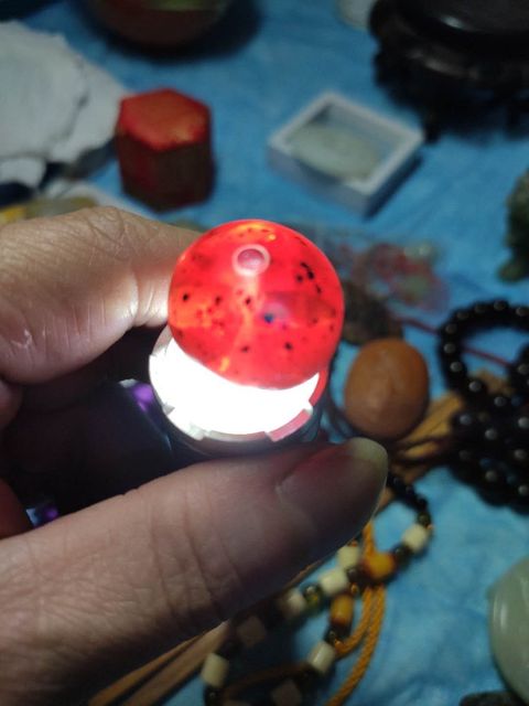 古玩玉器琥珀珠子拍賣，當前價格7000元