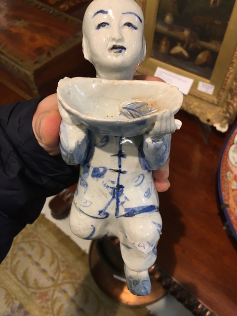 古玩陶瓷青花瓷塑拍賣，當前價格2000元