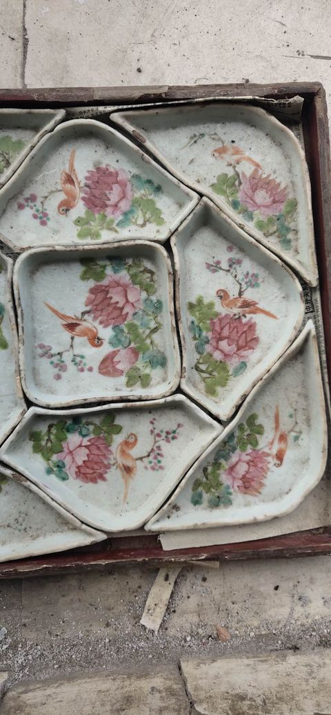 古玩陶瓷九攢盤拍賣，當前價格10000元