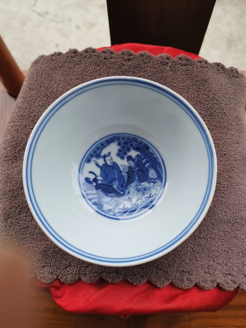 古玩陶瓷光緒官窯青花八仙人物碗拍賣，當前價格8000元