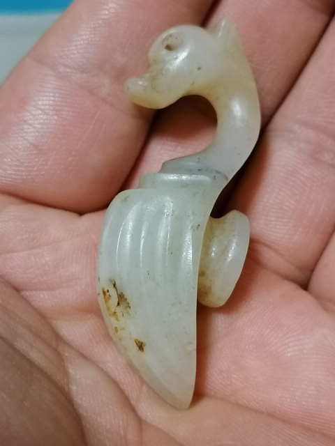 古玩玉器和田玉龍首帶鉤拍賣，當(dāng)前價(jià)格4000元