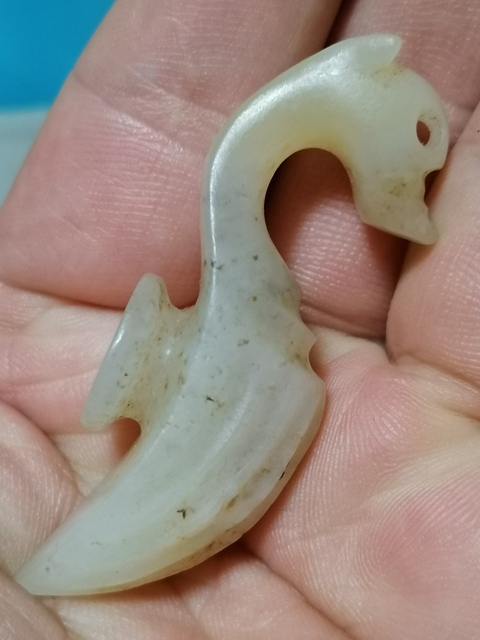 古玩玉器和田玉龍首帶鉤拍賣，當(dāng)前價(jià)格4000元