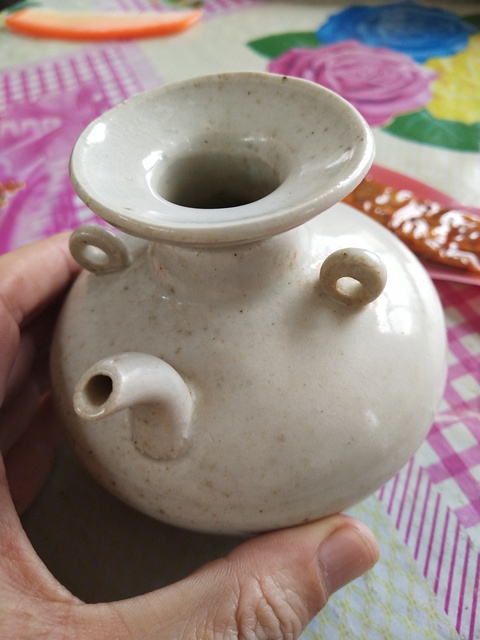 古玩陶瓷白釉壺拍賣，當前價格2000元