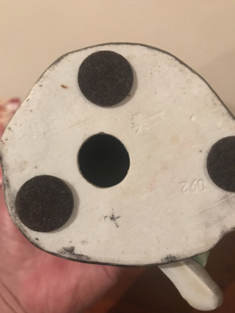 古玩陶瓷人物塑像真品鑒賞圖