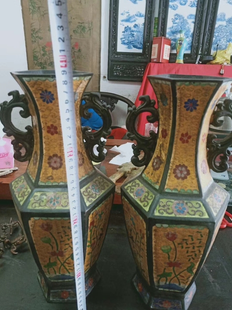 古玩雜項近代制作銅胎琺瑯彩對瓶真品鑒賞圖