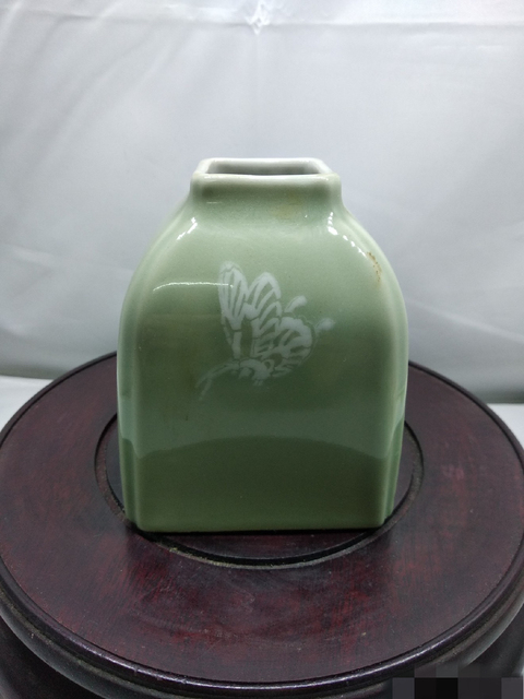 古玩陶瓷豆青釉加白盂真品鑒賞圖