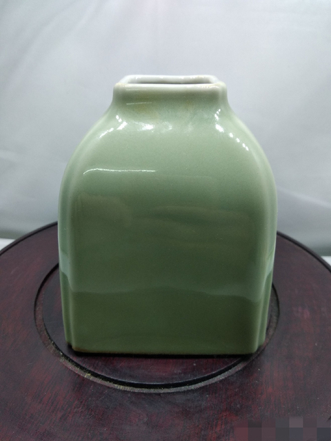 古玩陶瓷豆青釉加白盂真品鑒賞圖