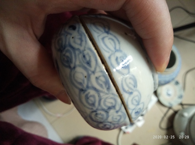 古玩陶瓷青花蓋盒真品鑒賞圖