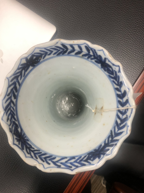 古玩陶瓷康熙青花花卉紋瓜棱花口觚拍賣，當前價格6000元