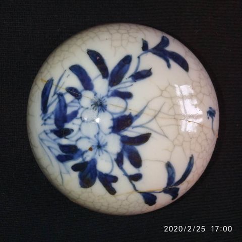 古玩陶瓷青花罐拍賣，當(dāng)前價(jià)格8900元