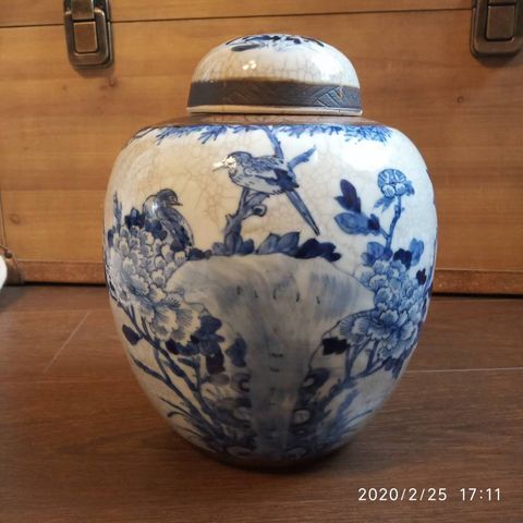 古玩陶瓷青花罐拍賣，當(dāng)前價(jià)格8900元