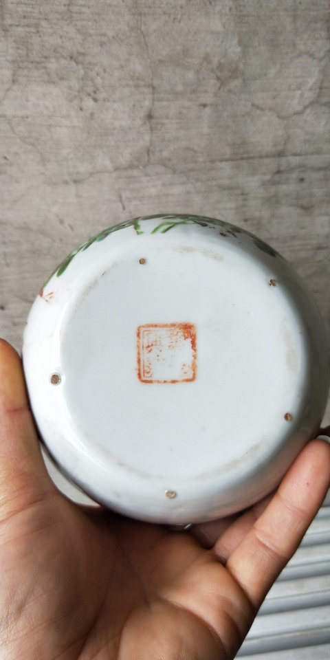 古玩陶瓷(已實物保真）晚清淺絳彩瓜棱提梁壺拍賣，當前價格288元