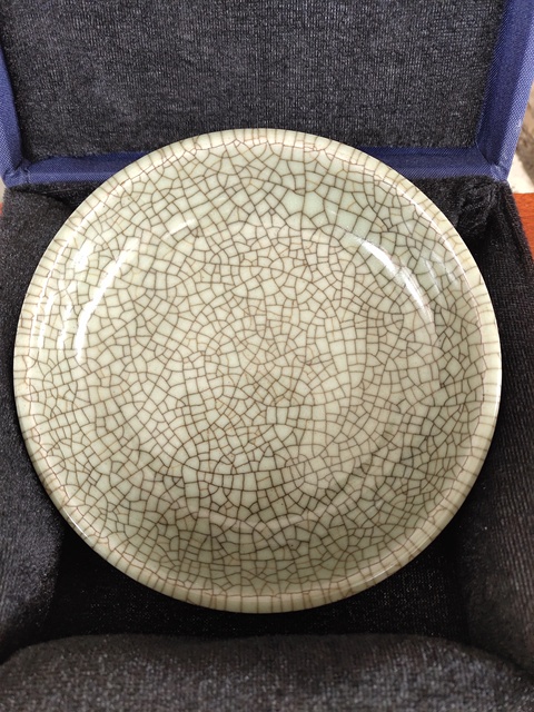 古玩陶瓷哥釉碗真品鑒賞圖