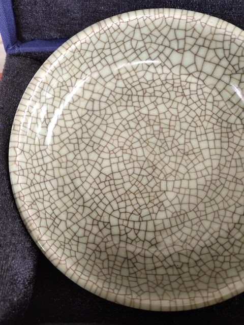 古玩陶瓷哥釉碗真品鑒賞圖