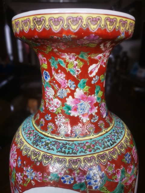 古玩陶瓷青花瓶拍賣，當(dāng)前價格10000元