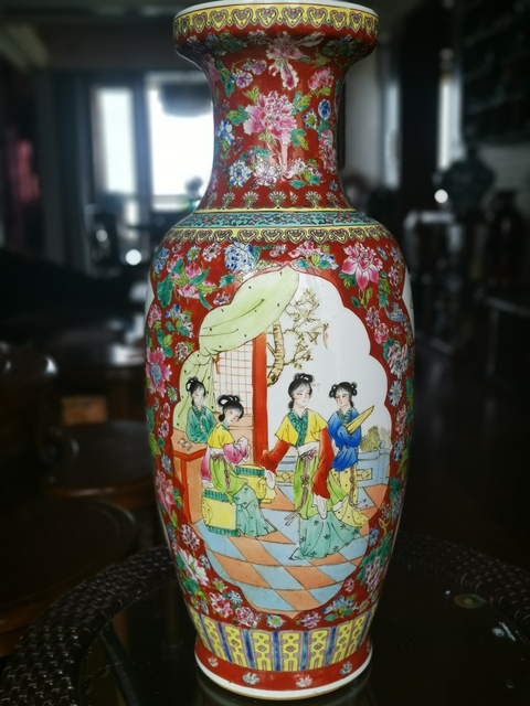 古玩陶瓷青花瓶拍賣，當(dāng)前價格10000元