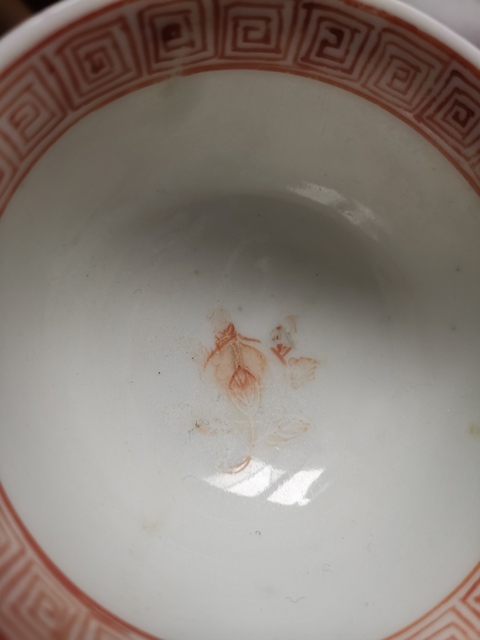 古玩陶瓷粉彩花卉紋杯真品鑒賞圖