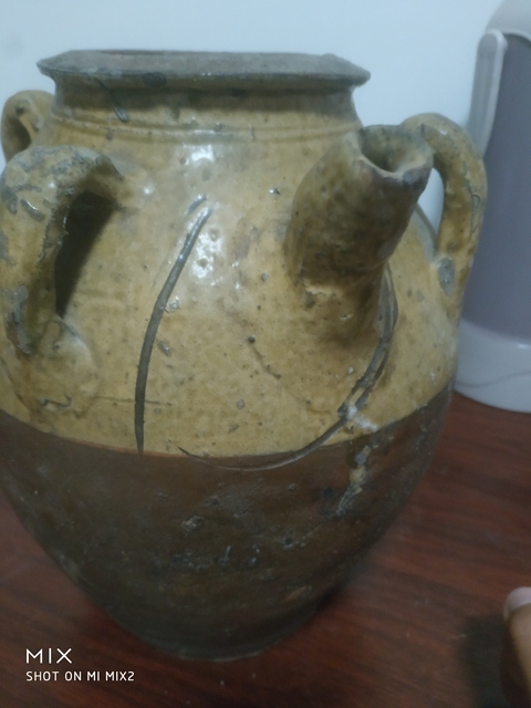 古玩陶瓷黃釉劃花四系壺拍賣，當前價格5500元