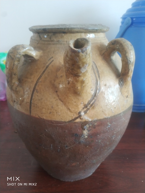 古玩陶瓷黃釉劃花四系壺拍賣，當前價格5500元