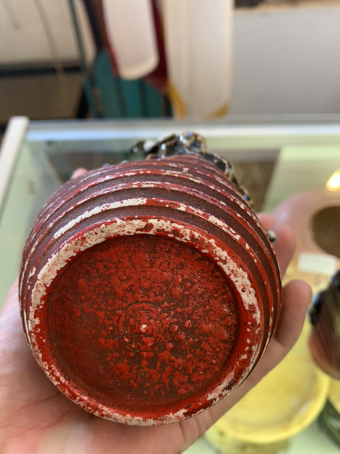 古玩陶瓷人物堆塑瓶拍賣，當(dāng)前價格11600元