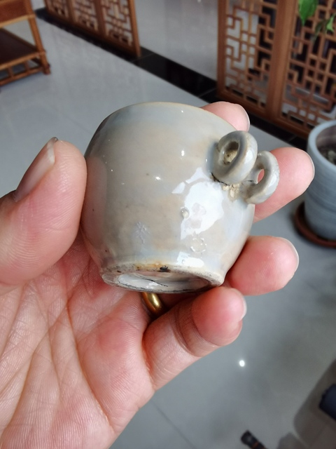 古玩陶瓷鳥食罐拍賣，當(dāng)前價(jià)格8990元