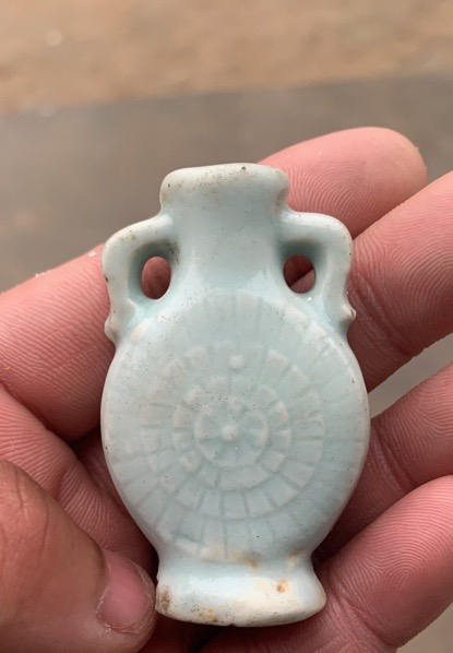 古玩玉器單色釉瓶拍賣，當前價格5500元