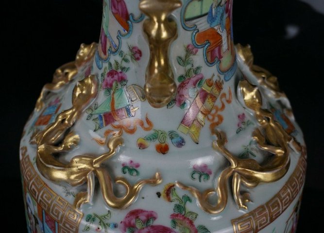 古玩陶瓷廣彩人物紋瓶拍賣，當前價格9900元