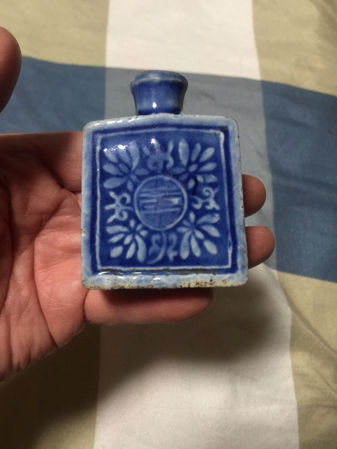 古玩陶瓷祭藍釉鼻煙壺拍賣，當前價格11800元