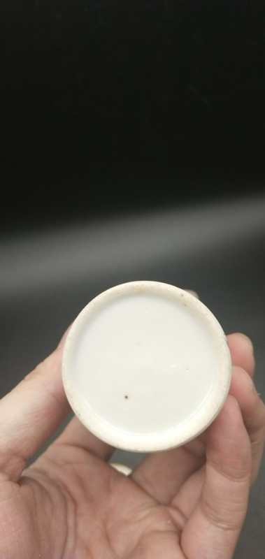 古玩陶瓷人物粉彩蓋盒拍賣，當前價格13800元