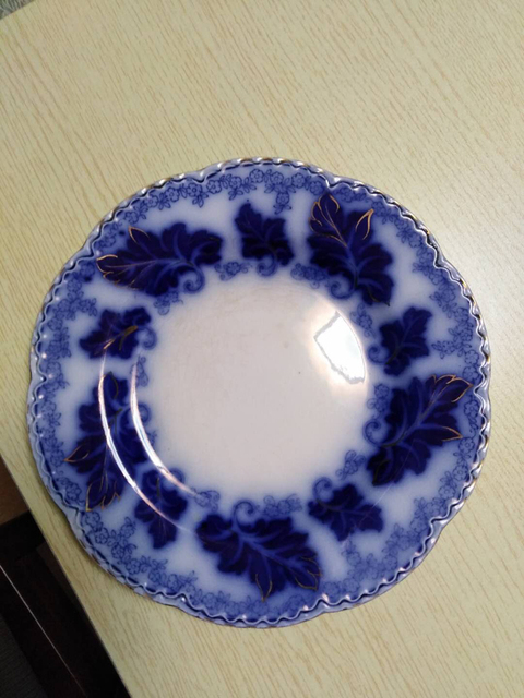 古玩陶瓷青花描金花卉紋盤(pán)拍賣，當(dāng)前價(jià)格3800元